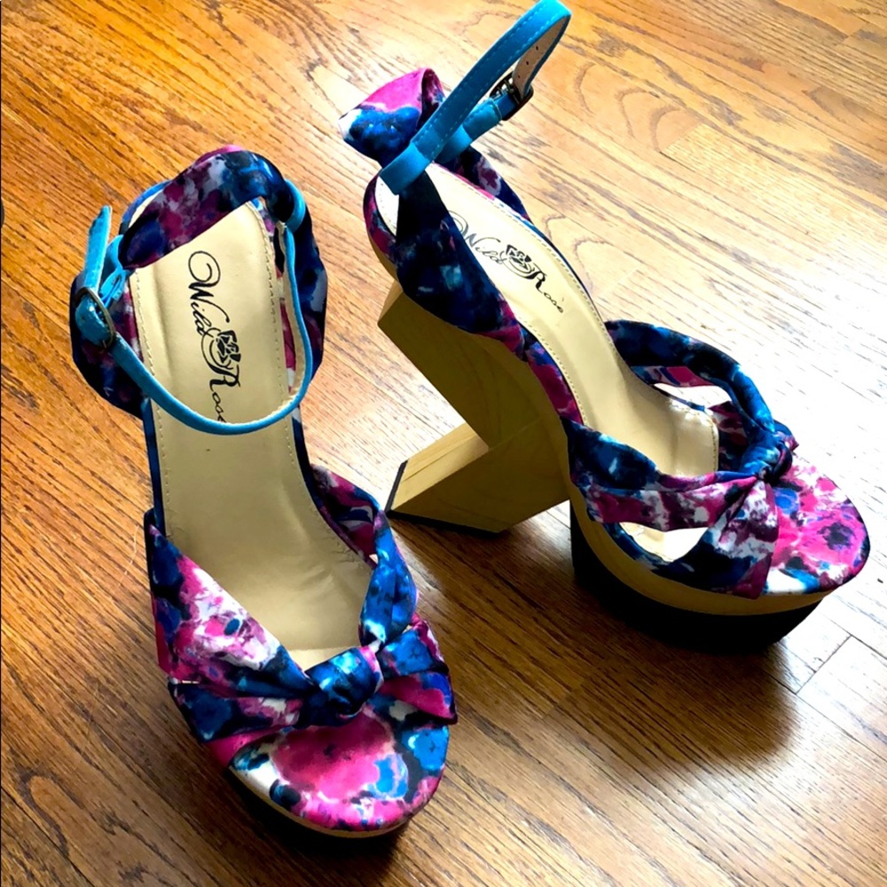 NWT Wild Rose heels 4.5”